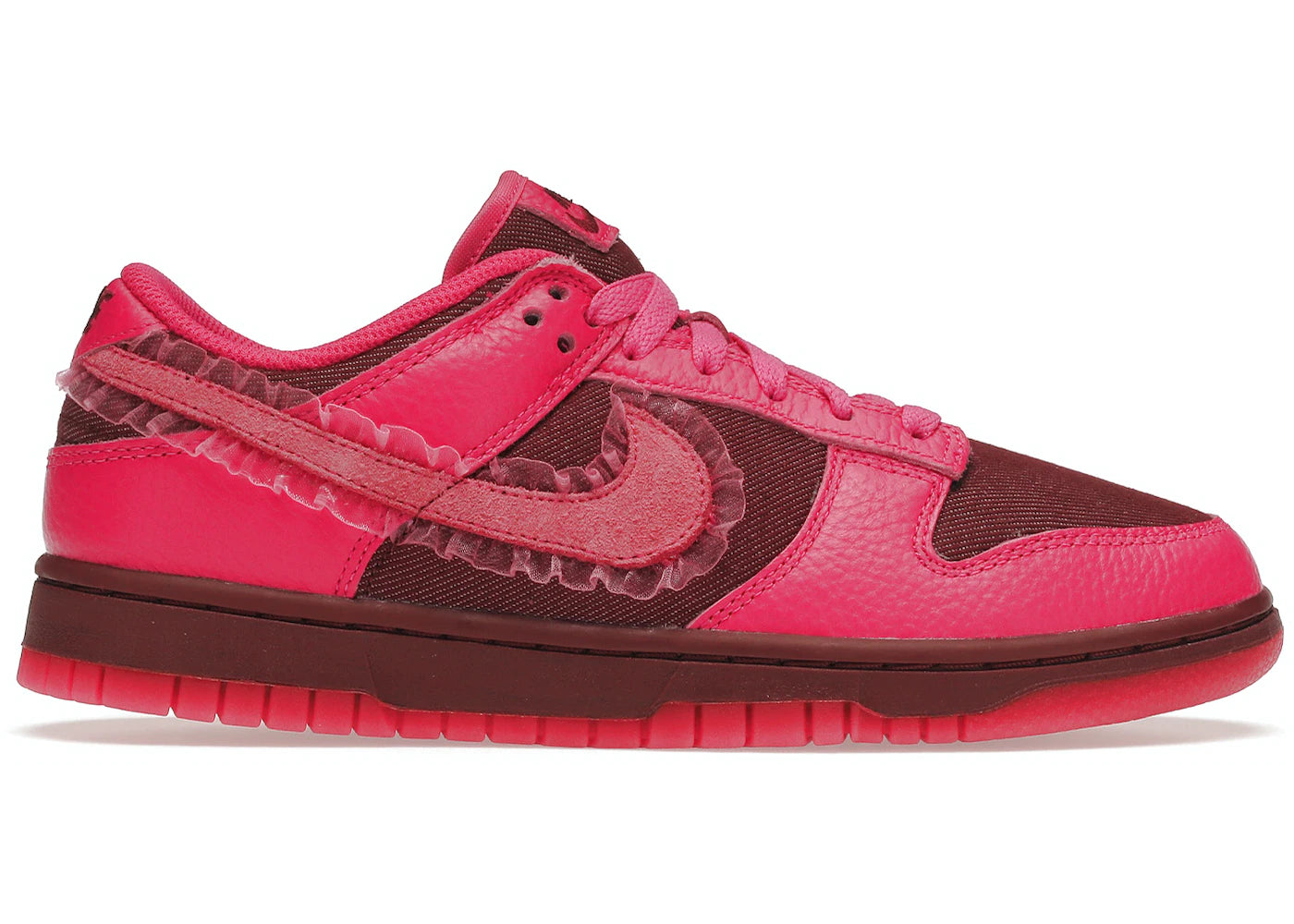 Nike Dunk Low Valentine's Day (2022) (Women's)